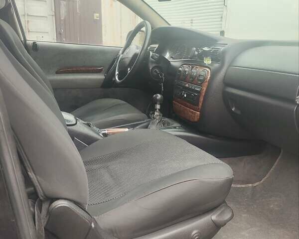 Серый Опель Омега, объемом двигателя 2.5 л и пробегом 300 тыс. км за 1700 $, фото 4 на Automoto.ua