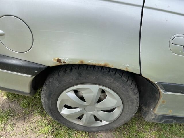 Сірий Опель Омега, об'ємом двигуна 2 л та пробігом 330 тис. км за 1700 $, фото 5 на Automoto.ua