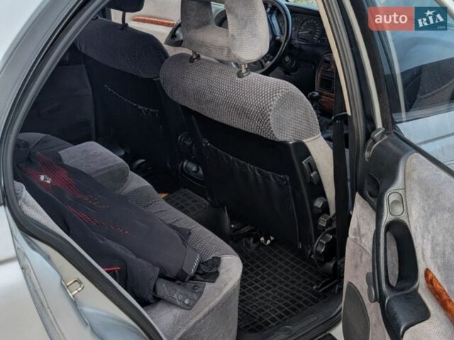 Серый Опель Омега, объемом двигателя 2 л и пробегом 340 тыс. км за 2800 $, фото 12 на Automoto.ua