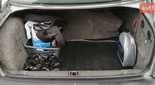 Серый Опель Омега, объемом двигателя 2 л и пробегом 37 тыс. км за 2500 $, фото 6 на Automoto.ua