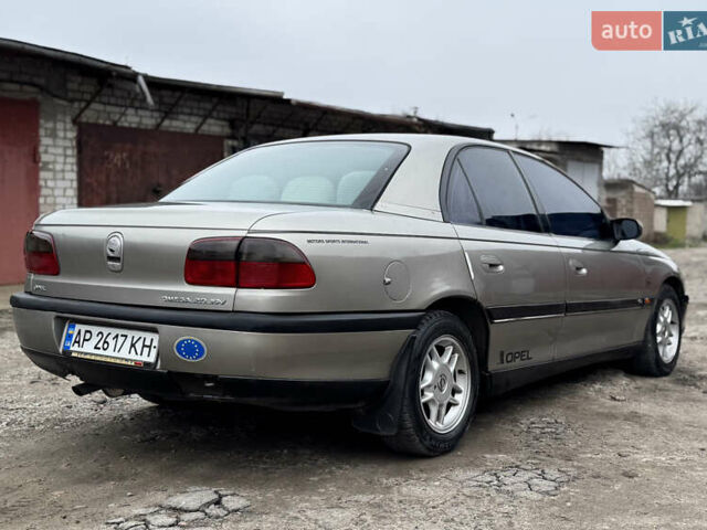 Серый Опель Омега, объемом двигателя 2 л и пробегом 297 тыс. км за 1950 $, фото 5 на Automoto.ua