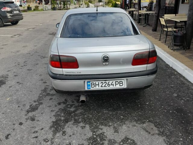 Сірий Опель Омега, об'ємом двигуна 2.5 л та пробігом 364 тис. км за 1000 $, фото 2 на Automoto.ua