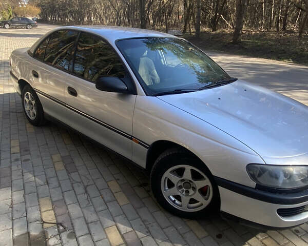 Сірий Опель Омега, об'ємом двигуна 2 л та пробігом 417 тис. км за 2699 $, фото 6 на Automoto.ua