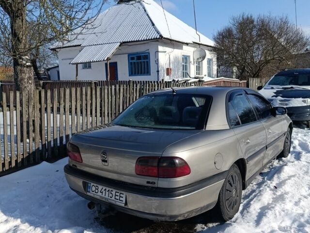 Сірий Опель Омега, об'ємом двигуна 2 л та пробігом 300 тис. км за 2200 $, фото 2 на Automoto.ua