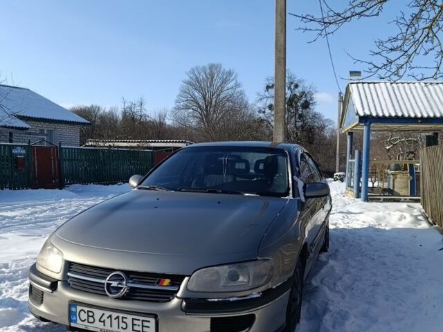 Сірий Опель Омега, об'ємом двигуна 2 л та пробігом 300 тис. км за 2200 $, фото 4 на Automoto.ua