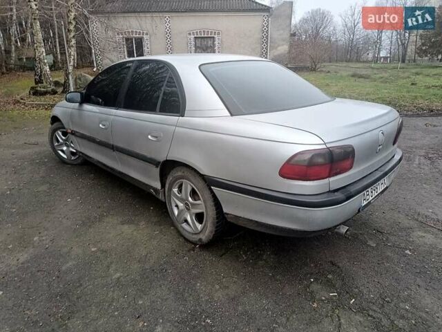 Серый Опель Омега, объемом двигателя 2.5 л и пробегом 398 тыс. км за 2400 $, фото 6 на Automoto.ua