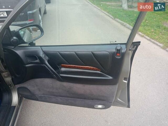 Серый Опель Омега, объемом двигателя 3 л и пробегом 280 тыс. км за 2900 $, фото 21 на Automoto.ua