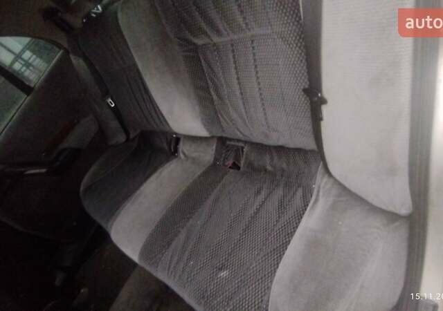 Сірий Опель Омега, об'ємом двигуна 2 л та пробігом 362 тис. км за 2450 $, фото 2 на Automoto.ua