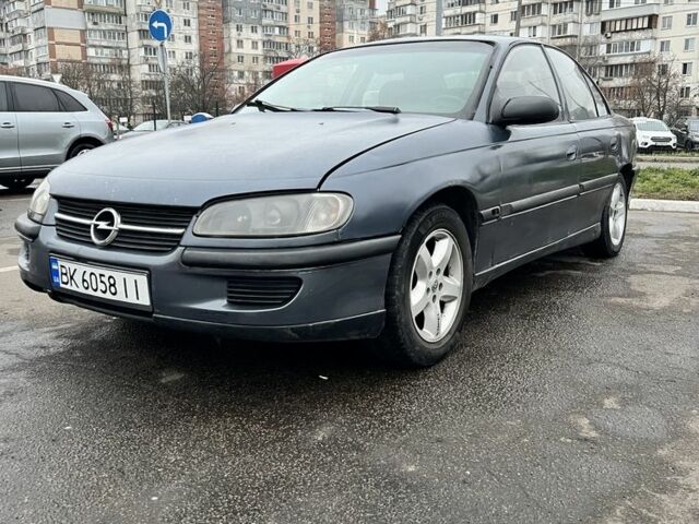 Серый Опель Омега, объемом двигателя 2 л и пробегом 370 тыс. км за 1700 $, фото 1 на Automoto.ua