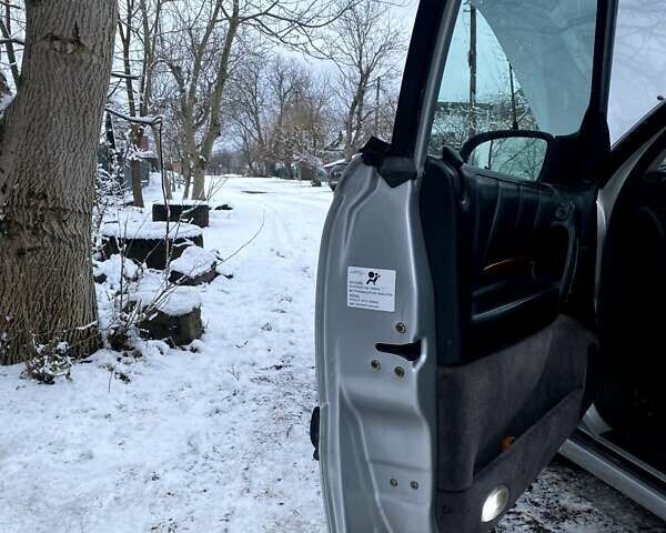 Серый Опель Омега, объемом двигателя 3 л и пробегом 374 тыс. км за 2700 $, фото 42 на Automoto.ua