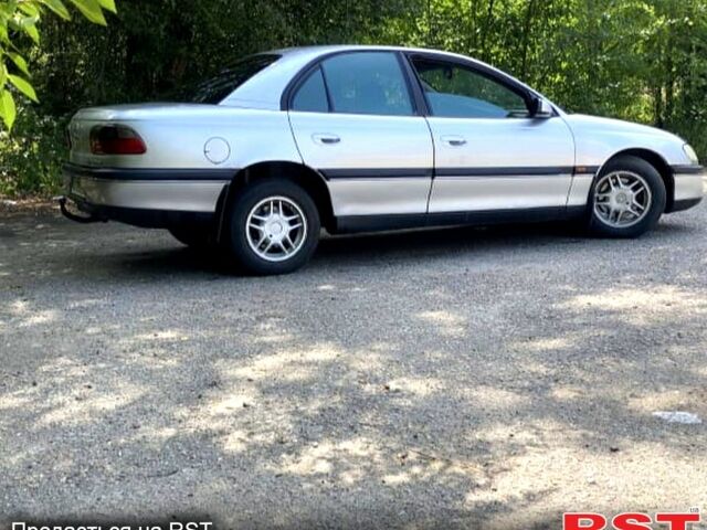 Опель Омега 1998 в Изюме на Automoto.ua Серый Опель Омега, объемом двигателя 2 л и пробегом 230 тыс. км за 2700 $, фото 1 на Automoto.ua