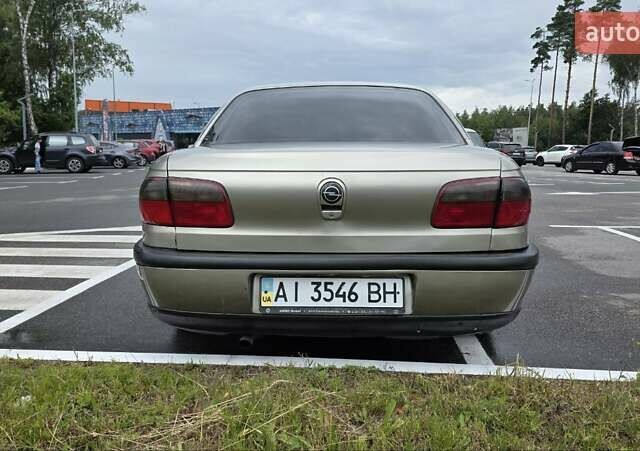 Сірий Опель Омега, об'ємом двигуна 2 л та пробігом 287 тис. км за 2200 $, фото 2 на Automoto.ua