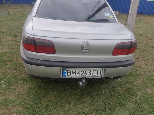 Сірий Опель Омега, об'ємом двигуна 2 л та пробігом 243 тис. км за 2500 $, фото 1 на Automoto.ua