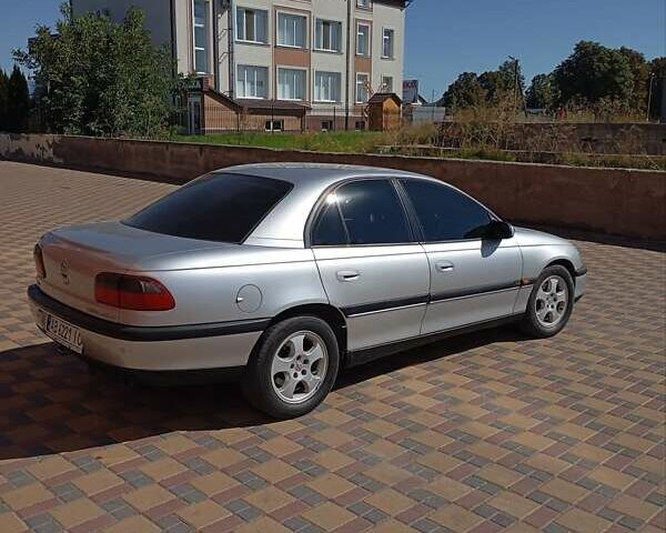 Сірий Опель Омега, об'ємом двигуна 2.5 л та пробігом 165 тис. км за 4000 $, фото 8 на Automoto.ua