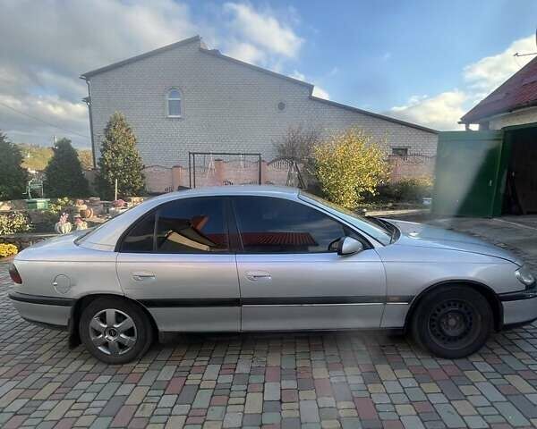 Опель Омега 1998 в Новоукраинке на Automoto.ua Серый Опель Омега, объемом двигателя 2 л и пробегом 336 тыс. км за 2199 $, фото 1 на Automoto.ua