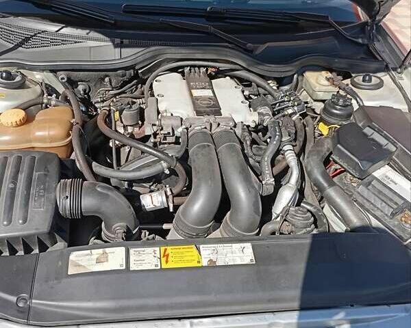 Сірий Опель Омега, об'ємом двигуна 2.5 л та пробігом 165 тис. км за 4000 $, фото 31 на Automoto.ua