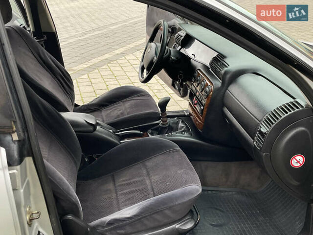 Серый Опель Омега, объемом двигателя 2 л и пробегом 380 тыс. км за 1450 $, фото 19 на Automoto.ua