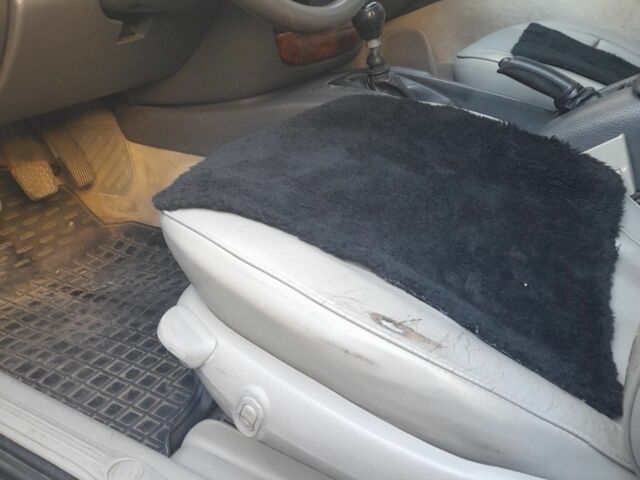 Серый Опель Омега, объемом двигателя 2 л и пробегом 300 тыс. км за 2700 $, фото 2 на Automoto.ua