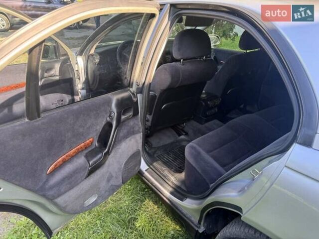 Серый Опель Омега, объемом двигателя 2.5 л и пробегом 310 тыс. км за 4200 $, фото 3 на Automoto.ua