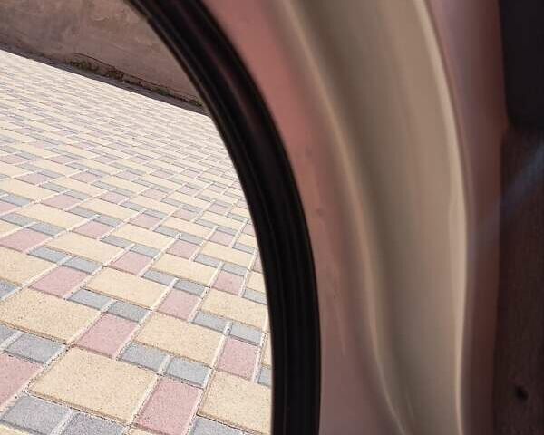 Сірий Опель Омега, об'ємом двигуна 2.5 л та пробігом 165 тис. км за 4000 $, фото 16 на Automoto.ua