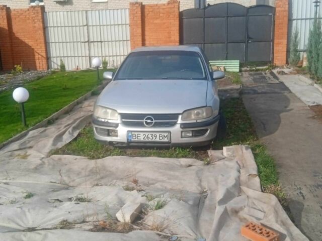 Серый Опель Омега, объемом двигателя 2 л и пробегом 400 тыс. км за 596 $, фото 13 на Automoto.ua