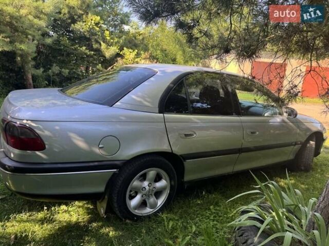 Серый Опель Омега, объемом двигателя 2.5 л и пробегом 310 тыс. км за 4200 $, фото 9 на Automoto.ua