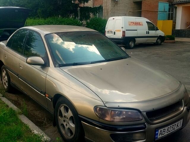 Серый Опель Омега, объемом двигателя 2 л и пробегом 368 тыс. км за 1800 $, фото 1 на Automoto.ua