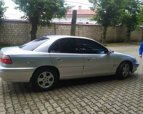 Сірий Опель Омега, об'ємом двигуна 2.5 л та пробігом 306 тис. км за 3500 $, фото 1 на Automoto.ua