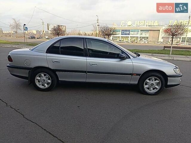 Серый Опель Омега, объемом двигателя 1.99 л и пробегом 300 тыс. км за 2650 $, фото 22 на Automoto.ua