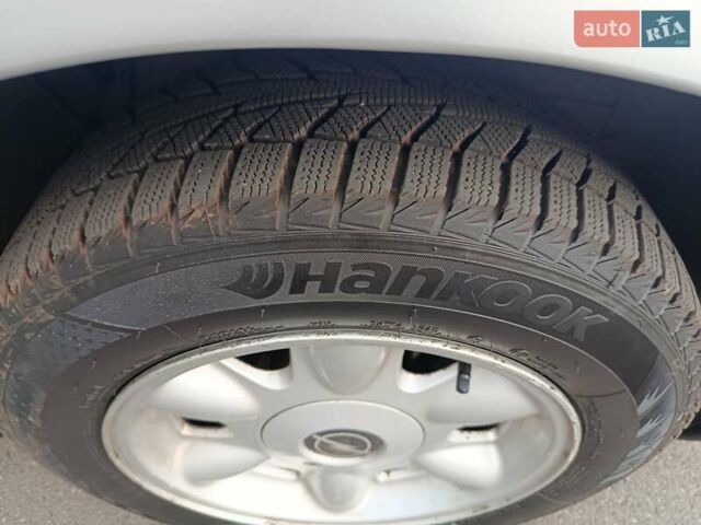 Серый Опель Омега, объемом двигателя 1.99 л и пробегом 300 тыс. км за 2650 $, фото 25 на Automoto.ua