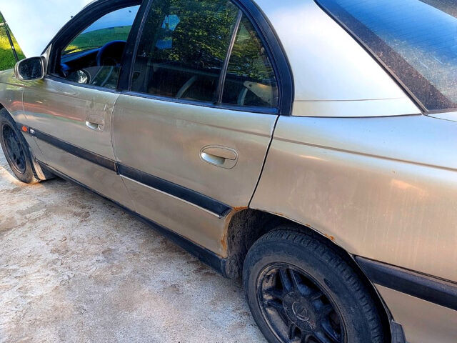 Сірий Опель Омега, об'ємом двигуна 2 л та пробігом 270 тис. км за 1800 $, фото 6 на Automoto.ua