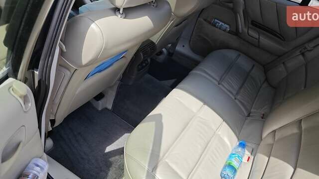 Серый Опель Омега, объемом двигателя 2.5 л и пробегом 380 тыс. км за 2700 $, фото 17 на Automoto.ua