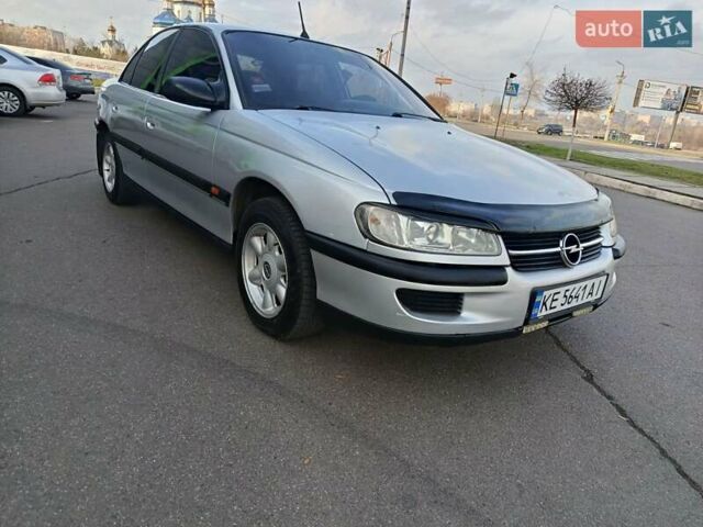 Серый Опель Омега, объемом двигателя 1.99 л и пробегом 300 тыс. км за 2650 $, фото 20 на Automoto.ua
