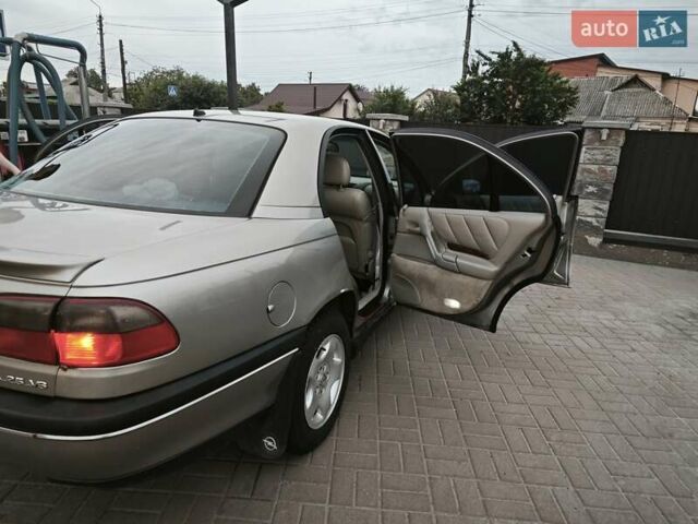 Серый Опель Омега, объемом двигателя 2.5 л и пробегом 380 тыс. км за 2700 $, фото 45 на Automoto.ua