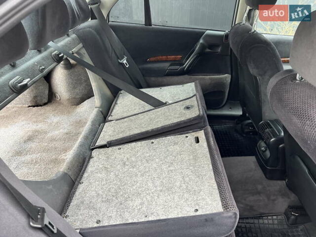 Сірий Опель Омега, об'ємом двигуна 2.5 л та пробігом 340 тис. км за 2399 $, фото 16 на Automoto.ua