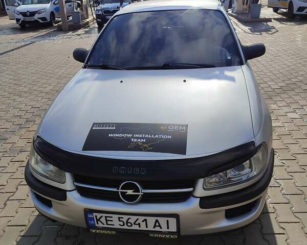 Серый Опель Омега, объемом двигателя 2 л и пробегом 445 тыс. км за 2300 $, фото 8 на Automoto.ua