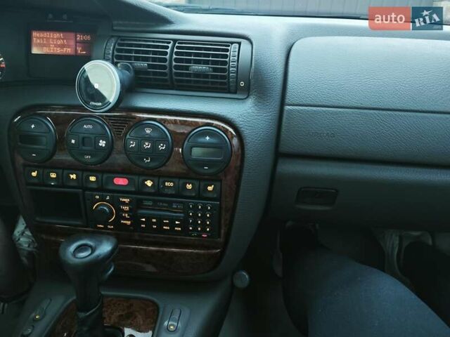 Серый Опель Омега, объемом двигателя 2.5 л и пробегом 380 тыс. км за 2700 $, фото 48 на Automoto.ua