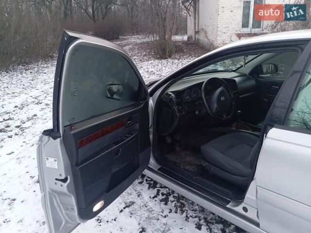 Серый Опель Омега, объемом двигателя 2 л и пробегом 290 тыс. км за 3800 $, фото 10 на Automoto.ua