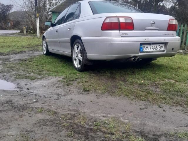 Сірий Опель Омега, об'ємом двигуна 2.2 л та пробігом 367 тис. км за 2370 $, фото 3 на Automoto.ua