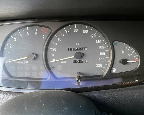 Сірий Опель Омега, об'ємом двигуна 2.2 л та пробігом 372 тис. км за 3200 $, фото 16 на Automoto.ua