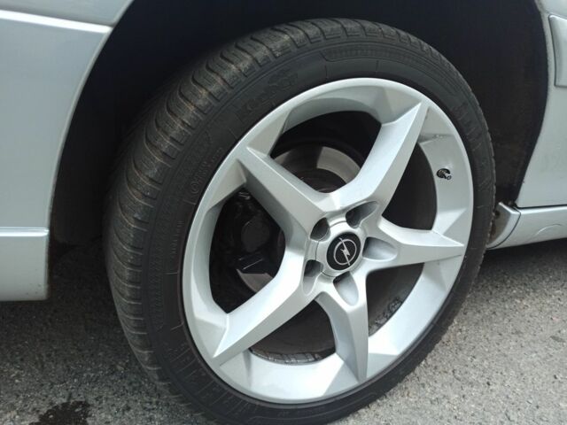 Серый Опель Омега, объемом двигателя 2.2 л и пробегом 250 тыс. км за 4700 $, фото 16 на Automoto.ua