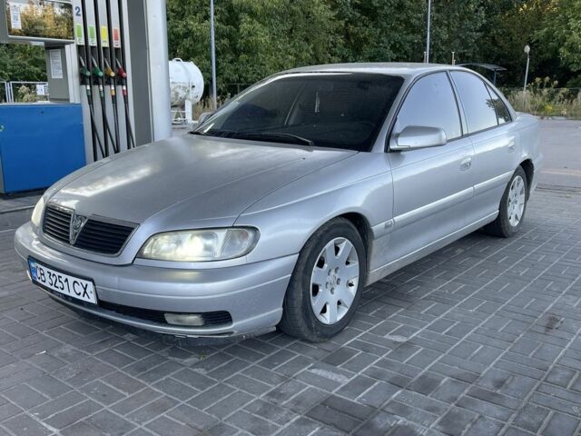 Сірий Опель Омега, об'ємом двигуна 3 л та пробігом 200 тис. км за 2000 $, фото 1 на Automoto.ua