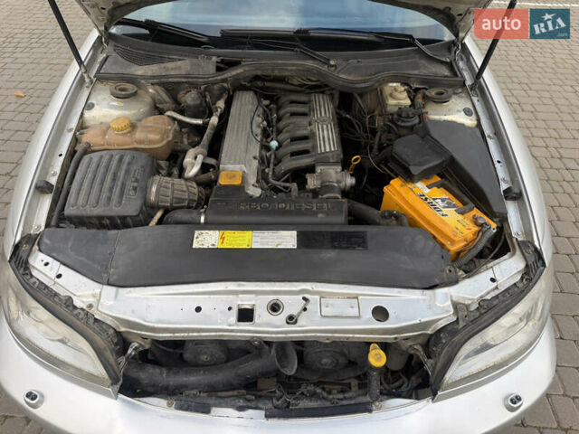 Серый Опель Омега, объемом двигателя 2.5 л и пробегом 192 тыс. км за 2800 $, фото 37 на Automoto.ua