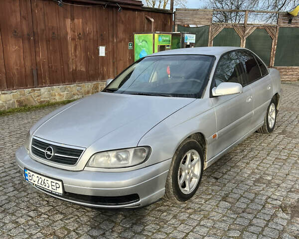 Серый Опель Омега, объемом двигателя 2.2 л и пробегом 325 тыс. км за 2200 $, фото 2 на Automoto.ua