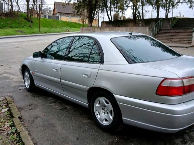 Сірий Опель Омега, об'ємом двигуна 2.2 л та пробігом 280 тис. км за 3600 $, фото 1 на Automoto.ua