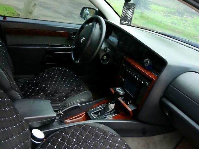 Сірий Опель Омега, об'ємом двигуна 2.2 л та пробігом 280 тис. км за 3600 $, фото 6 на Automoto.ua