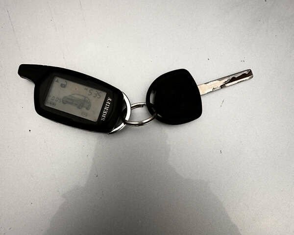 Серый Опель Омега, объемом двигателя 3 л и пробегом 225 тыс. км за 2153 $, фото 22 на Automoto.ua