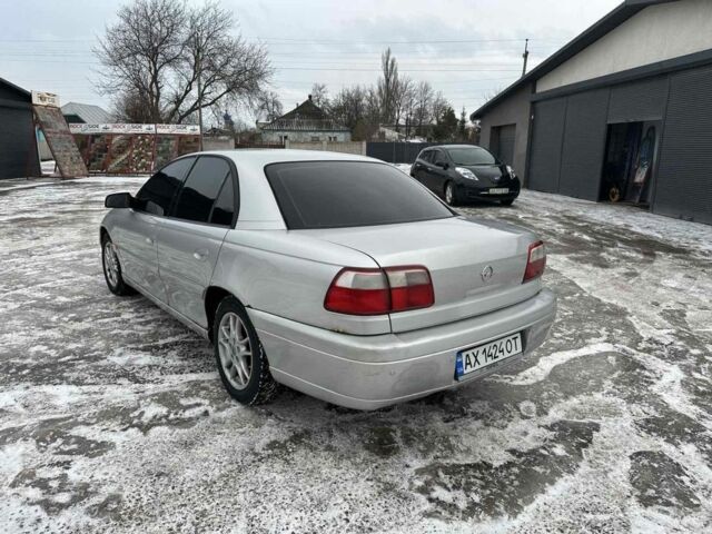 Сірий Опель Омега, об'ємом двигуна 2.2 л та пробігом 300 тис. км за 3100 $, фото 4 на Automoto.ua