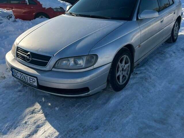 Сірий Опель Омега, об'ємом двигуна 2.2 л та пробігом 326 тис. км за 2000 $, фото 1 на Automoto.ua