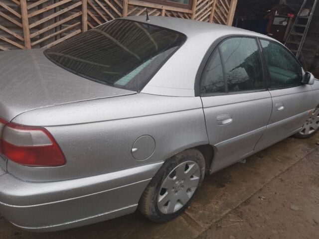 Серый Опель Омега, объемом двигателя 10 л и пробегом 150 тыс. км за 3500 $, фото 4 на Automoto.ua